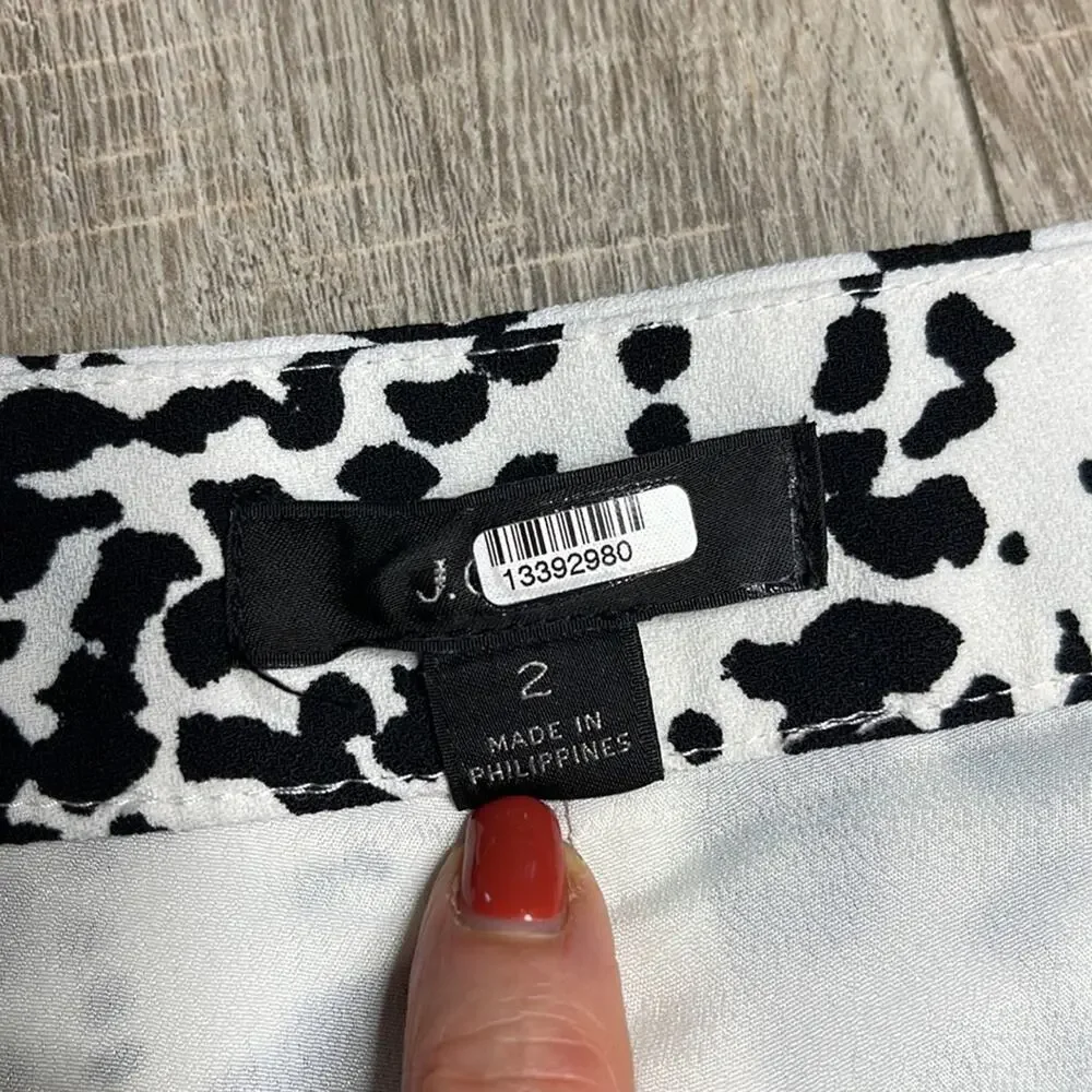 J. CREW Black White Animal Print Side Zip Shorts Women’s Size 2